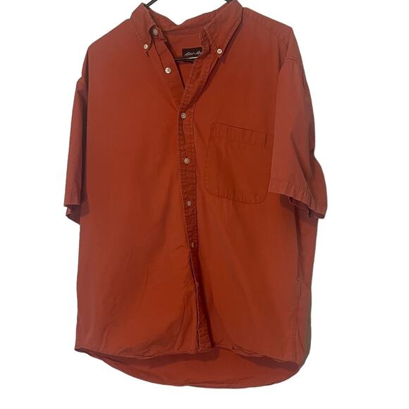 Eddie Bauer Men's Size Medium Salmon Pink Short Sleeve Button Up Shirt - Picture 1 of 7